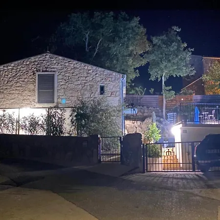 Pinone Holiday home Bajcici